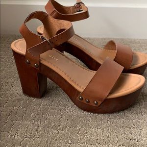 🌟CLEAROUT🌟 Steve Madden wedges